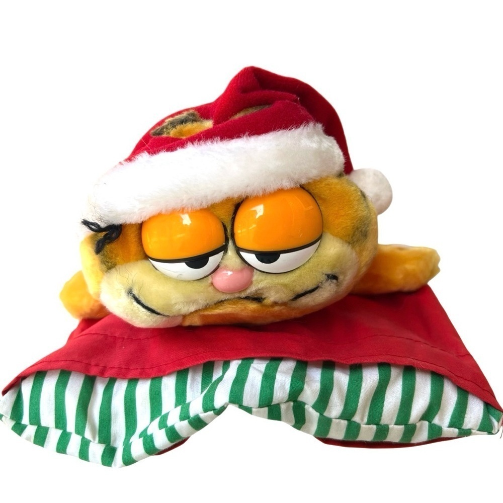 Vintage Dakin Garfield
Christmas Theme from 1981